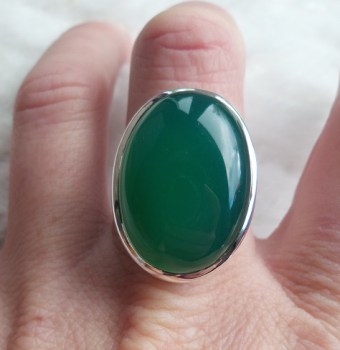 Zilveren ring gezet met groene Onyx ring maat 18.5 mm